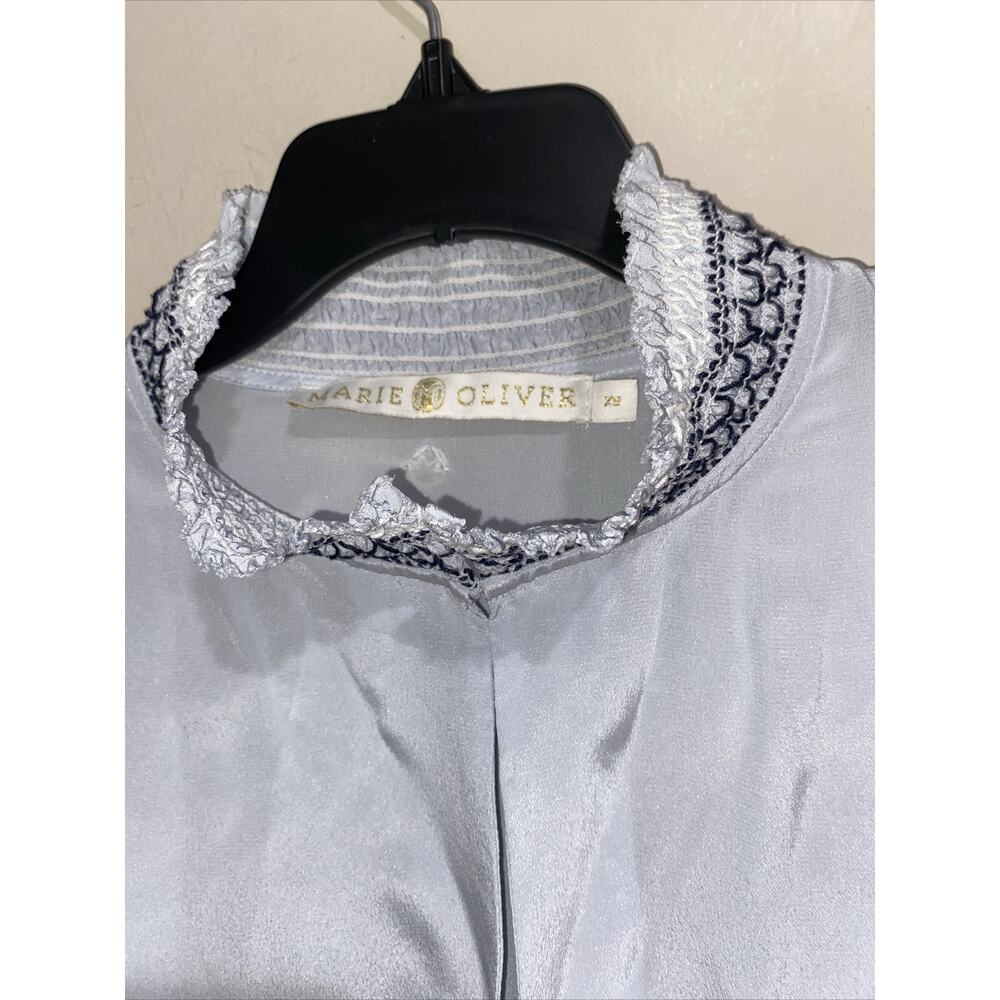 Marie Oliver Silk Blouse Blue Smocked Neck Wrists Long Sleeve Keyhole Sz XS - Picture 5 of 8